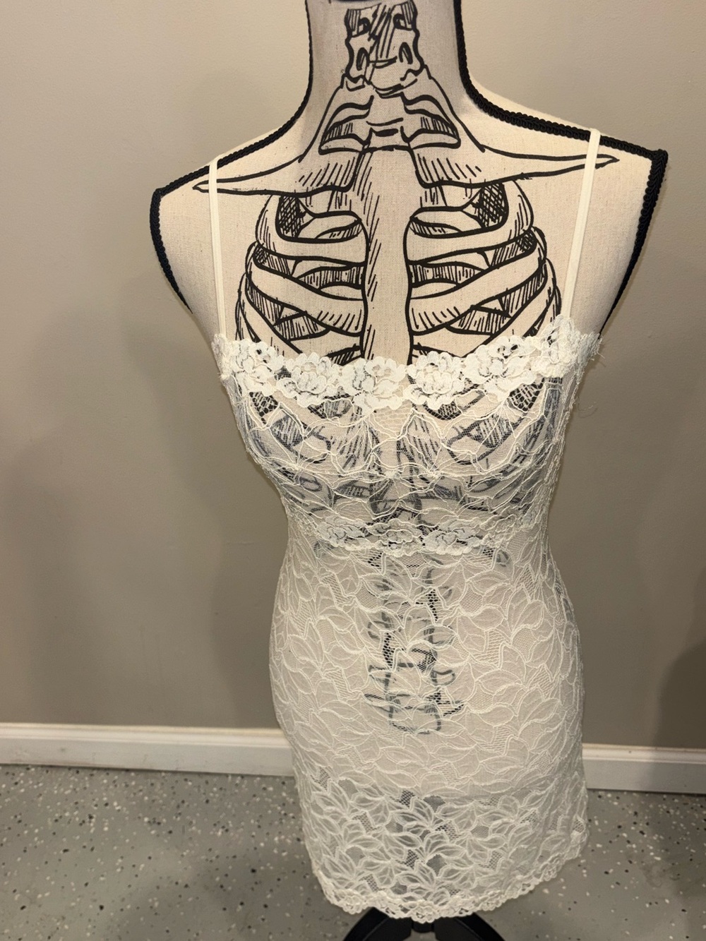 Natori Ivory Lace Fitted Dress, Women’s Size X-Small, Preowned 🤍